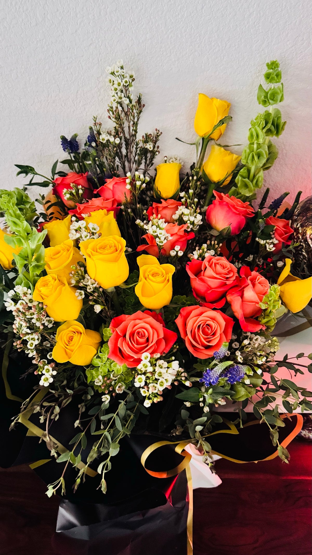 Golden Coral Rose Gift Arrangement